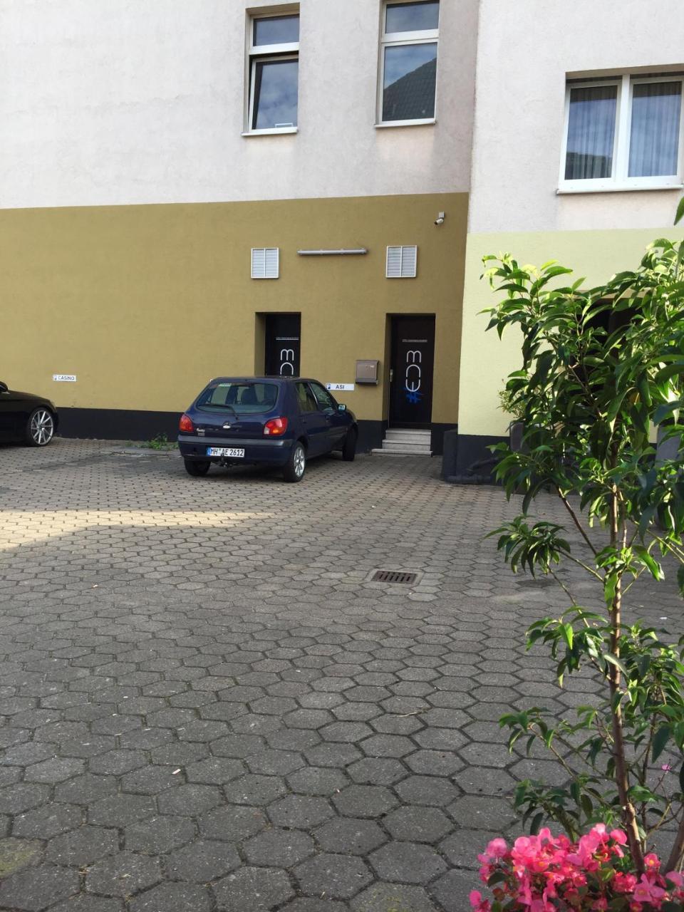 Moderne Studio Apartments Und 120Qm Wohnungen In Oberhausen, Ideal Fuer Geschaeftsreisende Und Monteure Oberhausen  Eksteriør bilde
